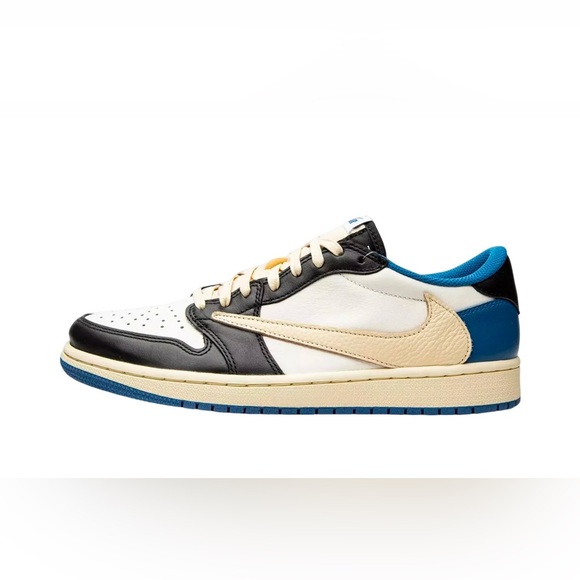 Jordan 1 Low Fragment X Travis Scott - Picture 1 of 5